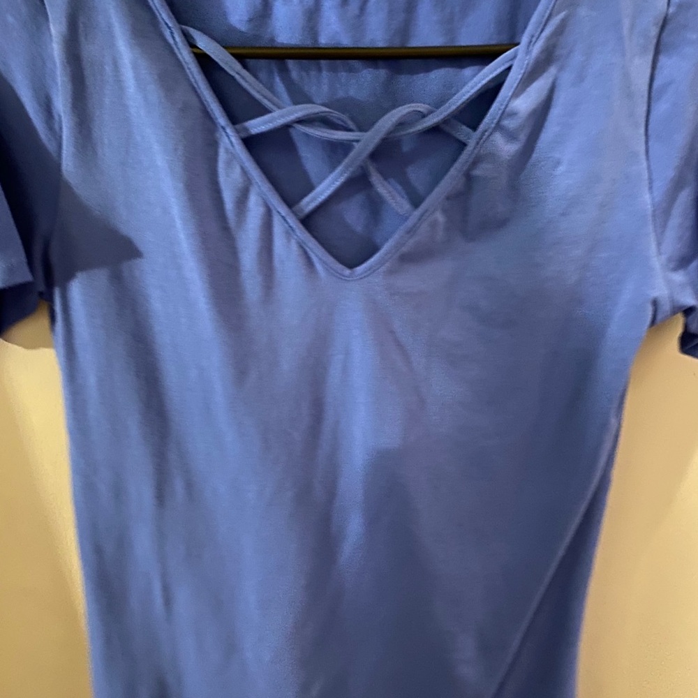 Tee shirt